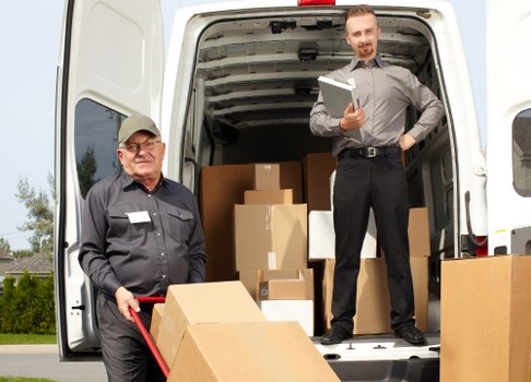 Man with van removal service for home moves in Togermany