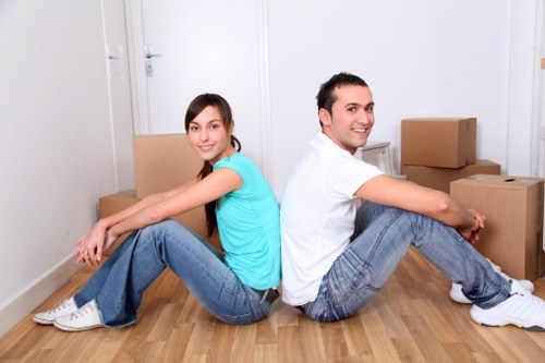 Packing and furniture handling during a move in Togermany