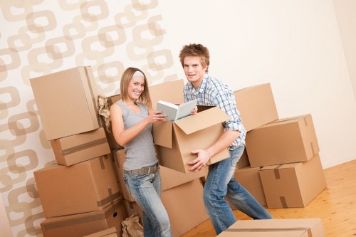 Local moving truck service for apartments and houses in Togermany